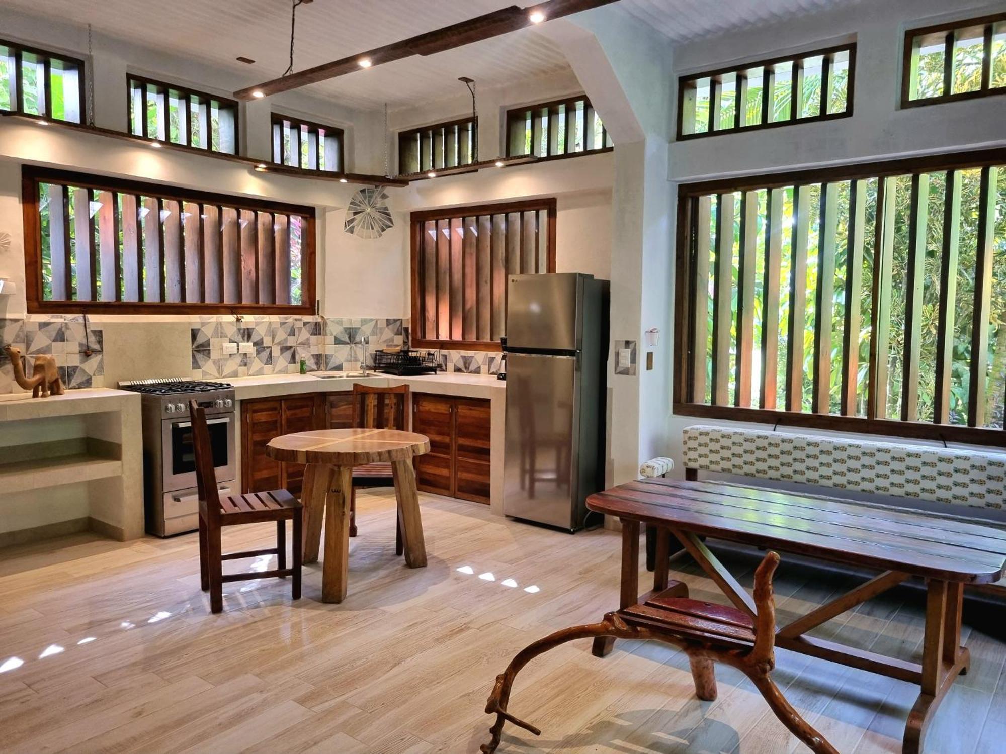 Omega Tours Eco-Jungle Lodge La Ceiba Luaran gambar